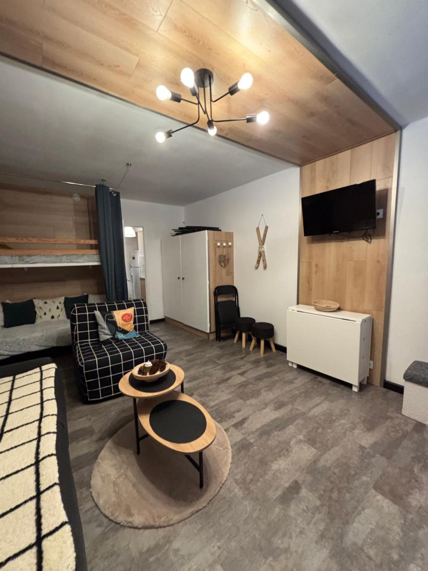Studio Cosy 5 Personnes Aux Pieds Des Pistes. Ле-Деволюи Экстерьер фото